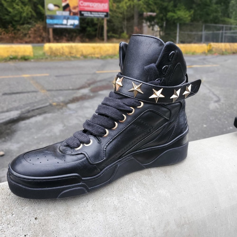 Givenchy hightop shoes